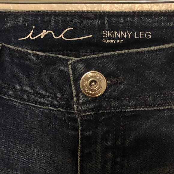 NWT INC Jeans Women's Size 6 Blue Studded Curvy Fit Skinny Leg Starstruck Wash - Picture 6 of 12